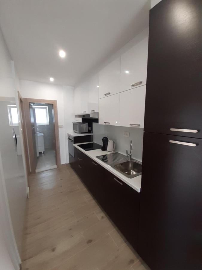 Apartment Lucky With Jacuzzi Трогір Екстер'єр фото