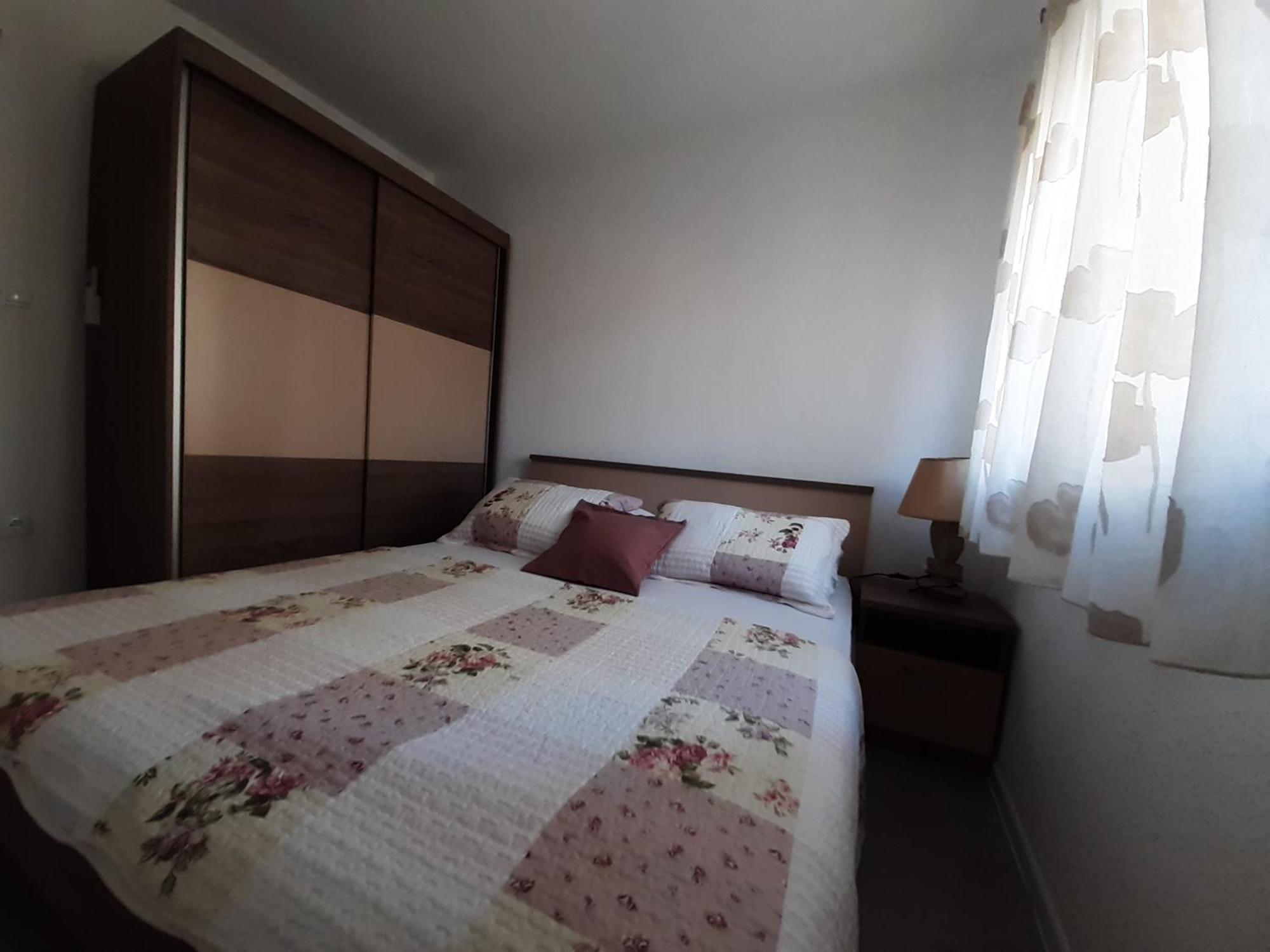Apartment Lucky With Jacuzzi Трогір Номер фото