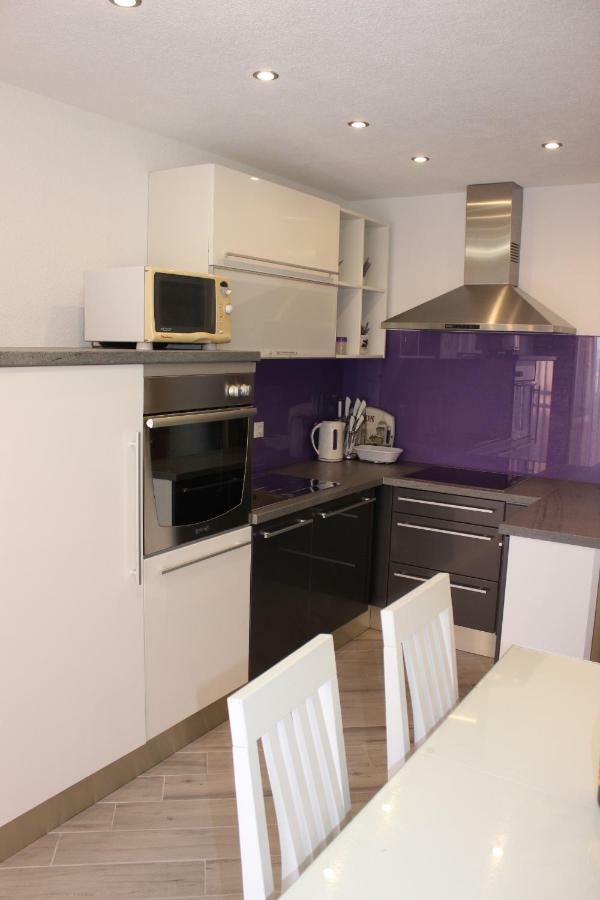 Apartment Lucky With Jacuzzi Трогір Екстер'єр фото